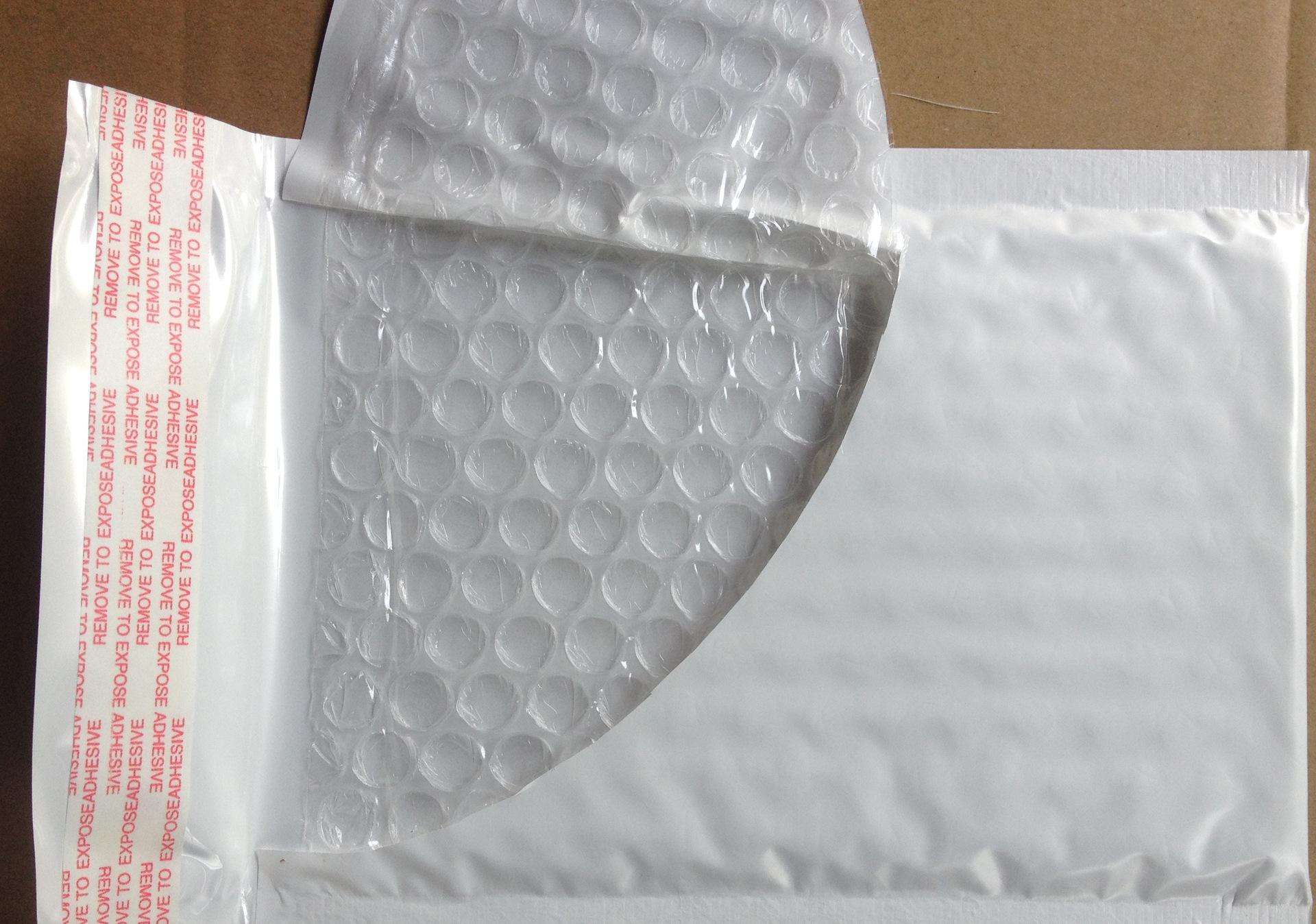 珠光膜氣泡袋 快遞袋中的輕奢之選，耐撕減震的復(fù)合藝術(shù)